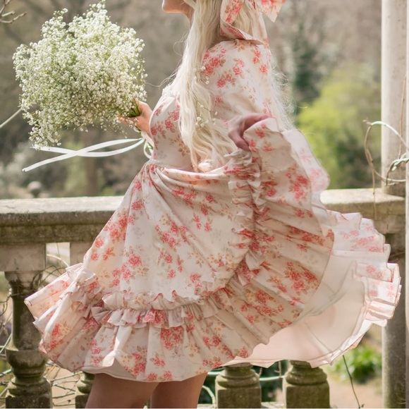 Fanciful Doll’s Petit Pink Diarymaid Dress - Picture 7 of 9